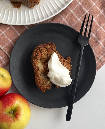 The best apple cake ever 🍎