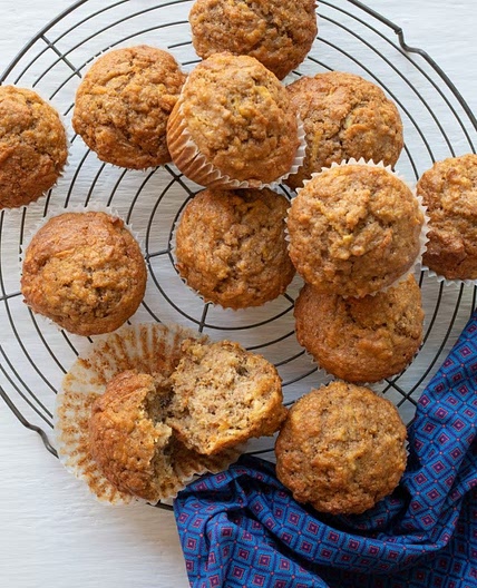 apple-and-cinnamon-muffins