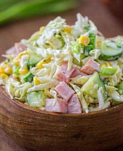 Ham and avocado salad with sweetcorn