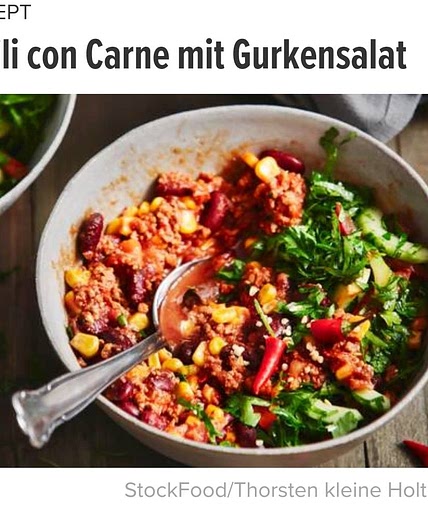 CHILI CON CARNE MIT GURKENSALAT
