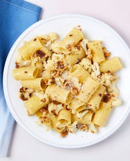 Roasted Garlic Cauliflower Pasta