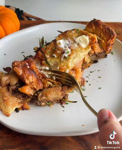 Fall inspired pie 