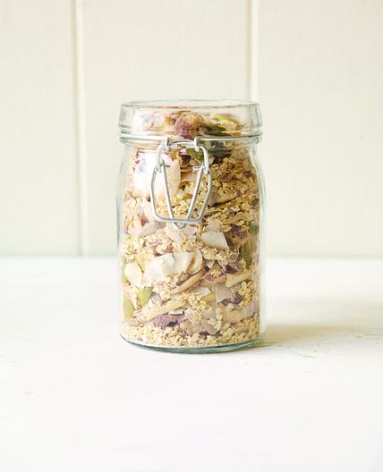 Fruit-free muesli