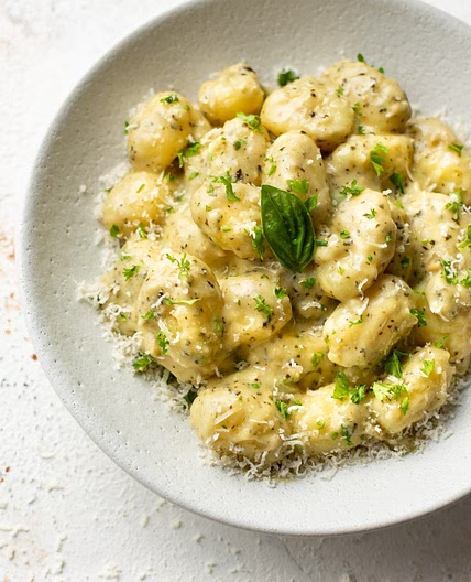 Pesto chicken gnocchi