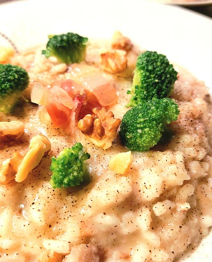 Risotto - Pecorino and cauliflower cream with pancetta, pepper and walnuts