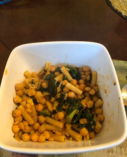 PASTA AND CHICKPEA STEW