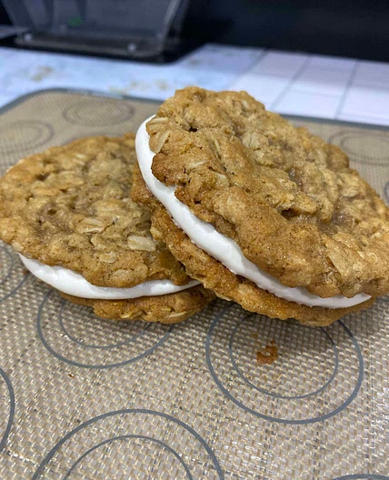 WIC Approved Oatmeal Cream Pie Copycat