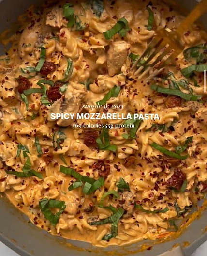Spicy Mozzarella Pasta