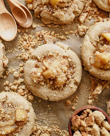 Apple Crumb Cookies