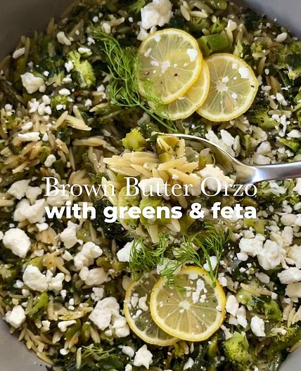 One Pan Brown Butter Orzo with Greens, Lemon and Feta 🌿🍋🥦