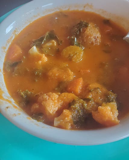 Tomato Veggie Meatball Soup