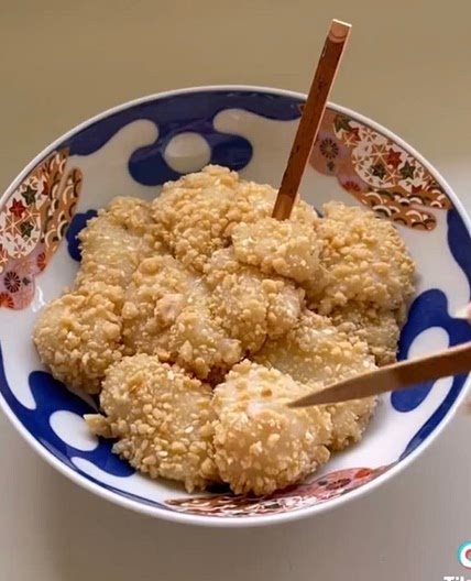 Muah Chee (麻糍)