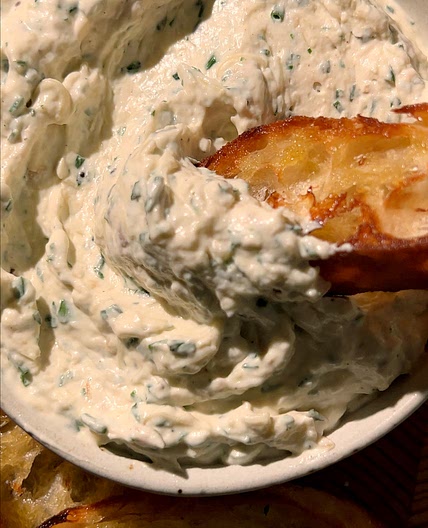 Garlic Bread Dip
