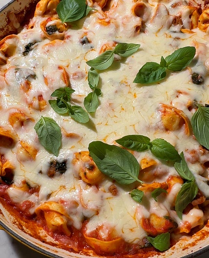 Creamy Tortellini Bake