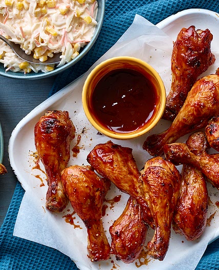 Budget barbecue-style chicken drumsticks