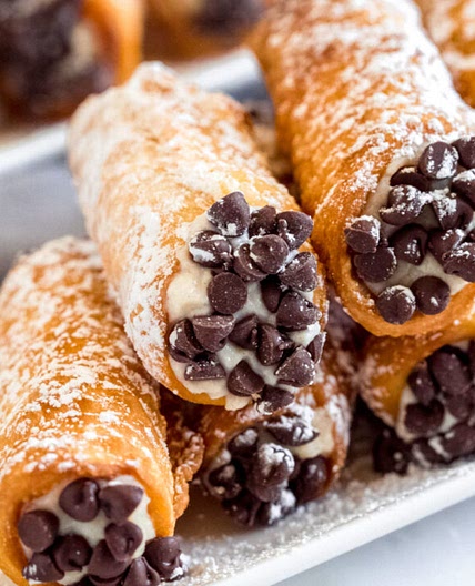 Homemade Cannoli