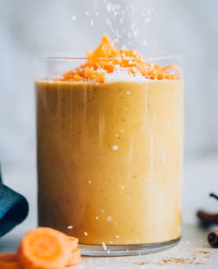 Creamy Carrot Cake Smoothie 