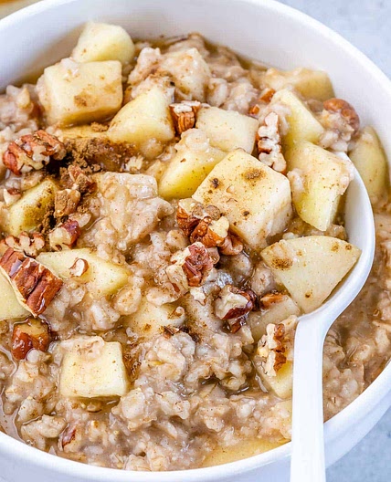 Apple & Cinnamon Oatmeal with Protein