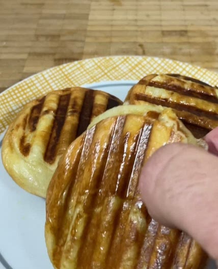 Garlic Cheese Toastie