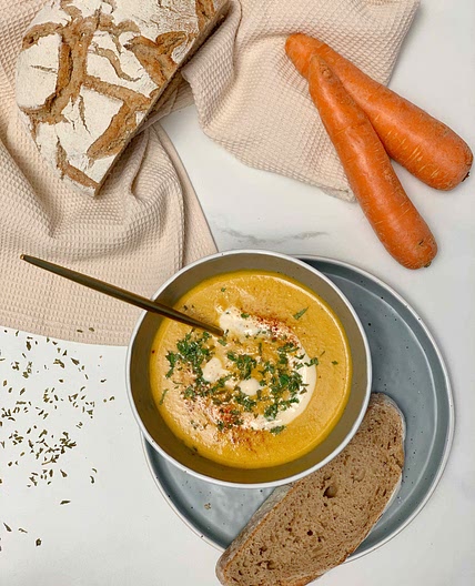 Sopa tropical de zanahoria 🥕🥥