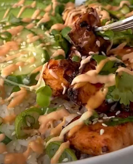 Spicy Salmon Rice bowl 