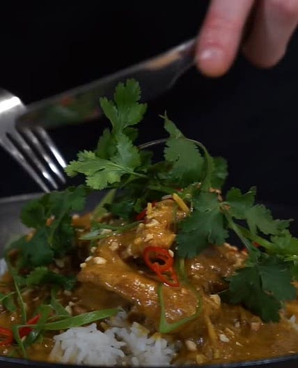 Sri Lankan coconut chicken curry (3)