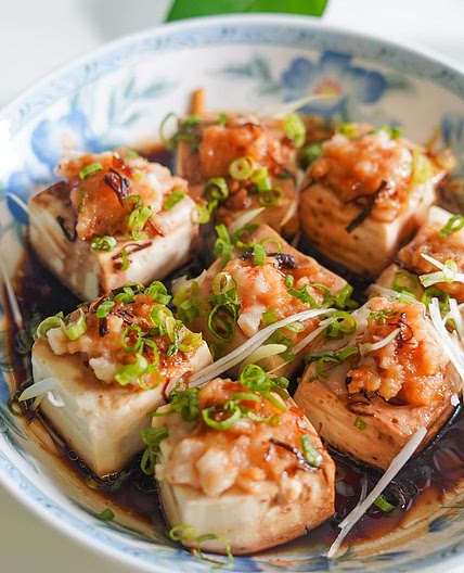 Steamed stuffed tofu with shrimp