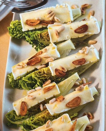 Cogollos de lechuga con brie