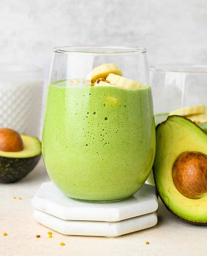 Avocado Pistachio Frozen Smoothie
