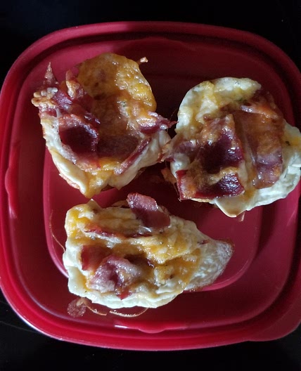 Breakfast wonton cups