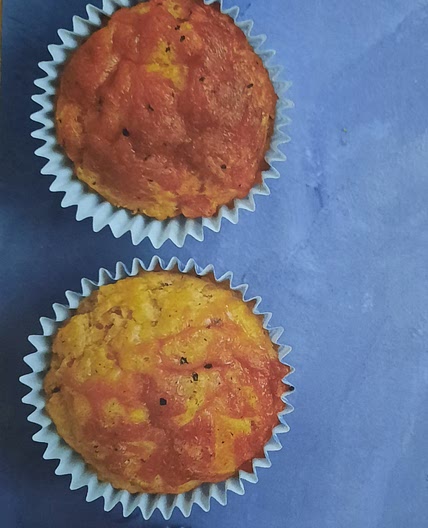 Sun-dried tomato and cheddar muffins
