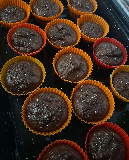 Low cal chocolate muffins