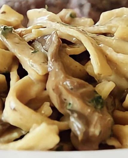 Quick & EASY! Beef Stroganoff