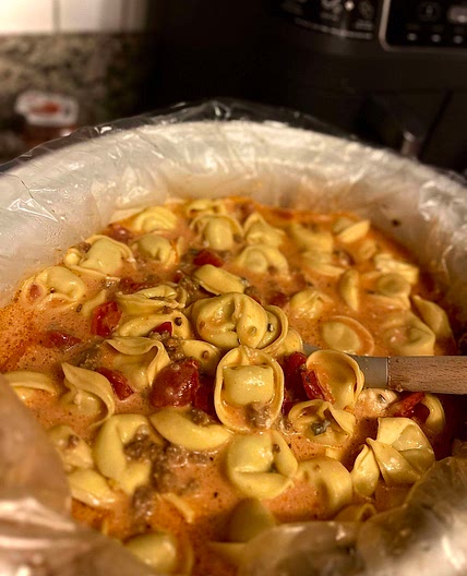 Crockpot Sausage Tomato Tortellini Soup