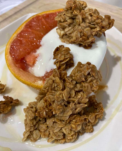 WIC Approved Broiled Grapefruit and Granola Clusters