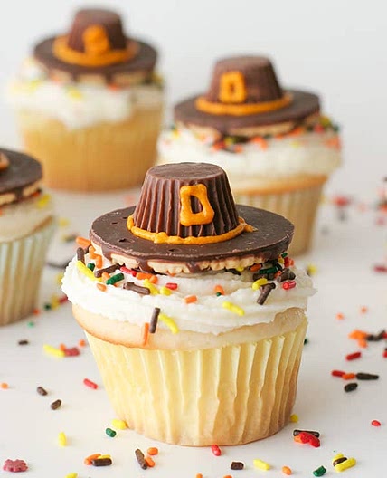 Pilgrim Hat Thanksgiving Cupcakes