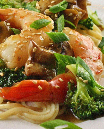 Shrimp with Broccoli in Garlic Sauce