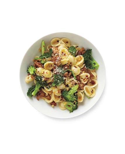 Pasta With Turkey and Broccoli