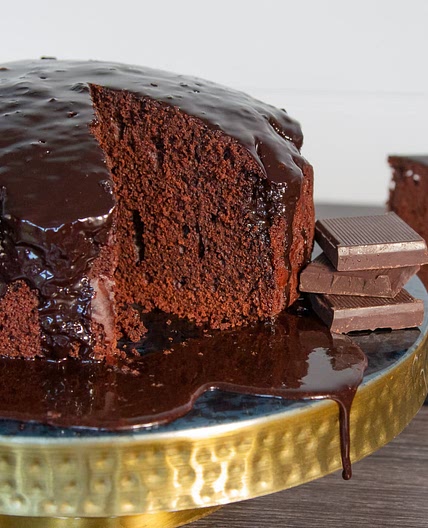 Slow Cooker Chocolate Cake