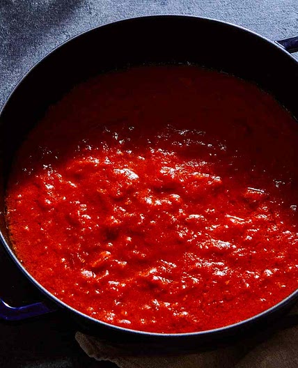 Tomato Sauce with Onion and Butter
