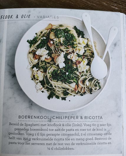 Spaghetti boerenkool, ricotta & chilipeper