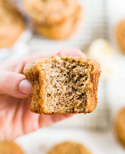 Healthy banana muffins