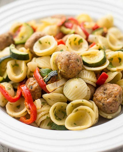 Pasta With Turkey Meatballs and Roasted Vegetables