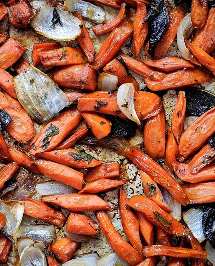 Sweet, Healthy, Roasted Carrots