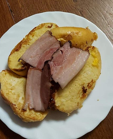 Jajochlebki z boczkiem