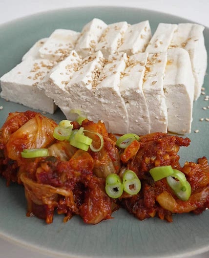 Tofu with stir-fried kimchi