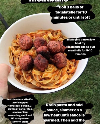 Vegan tagalatelle and meatballs