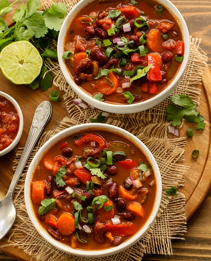 "Clean out the Fridge" Vegetable Chili