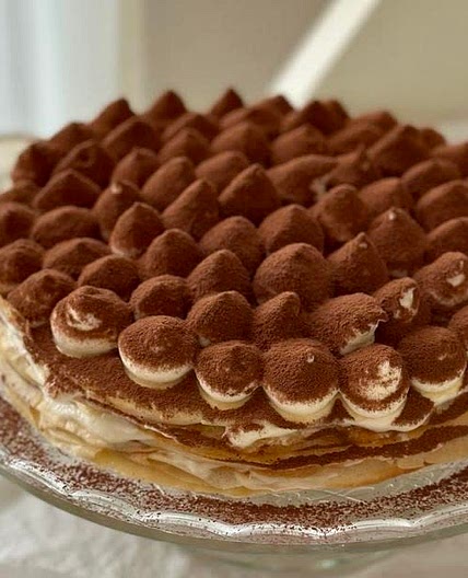 Tiramisu crêpe cake