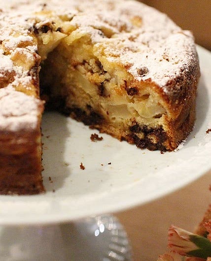 Torta di mele e gocce di cioccolato • The Bluebird Kitchen
